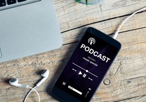 Học tiếng anh qua Podcast tiếng Anh: Podcast tốt nhất để học tiếng Anh năm 2022